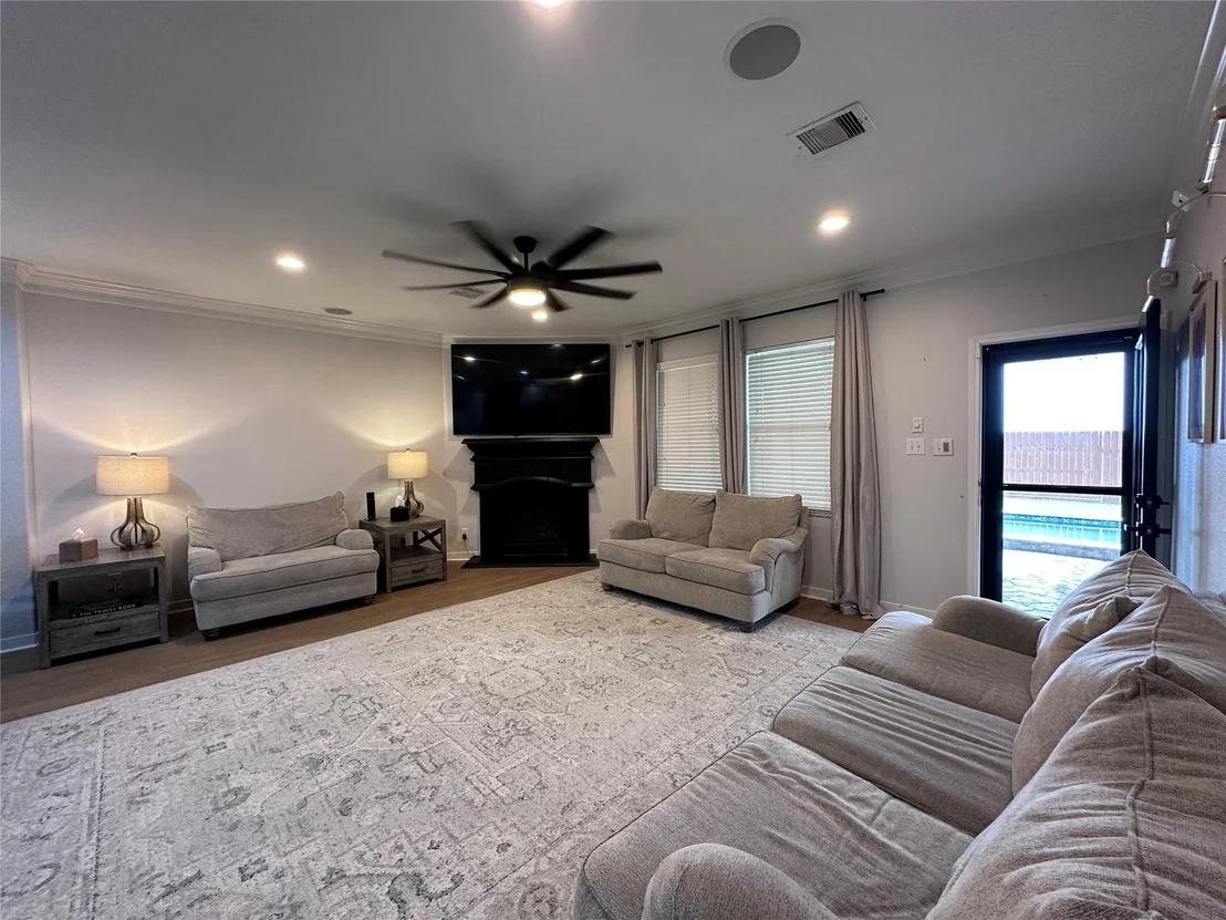 Photo of 9707 Wincrest Drive