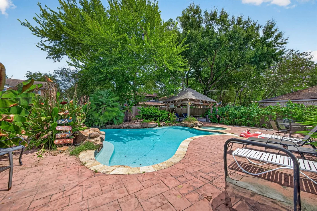Photo of 17314 Tall Cypress Drive