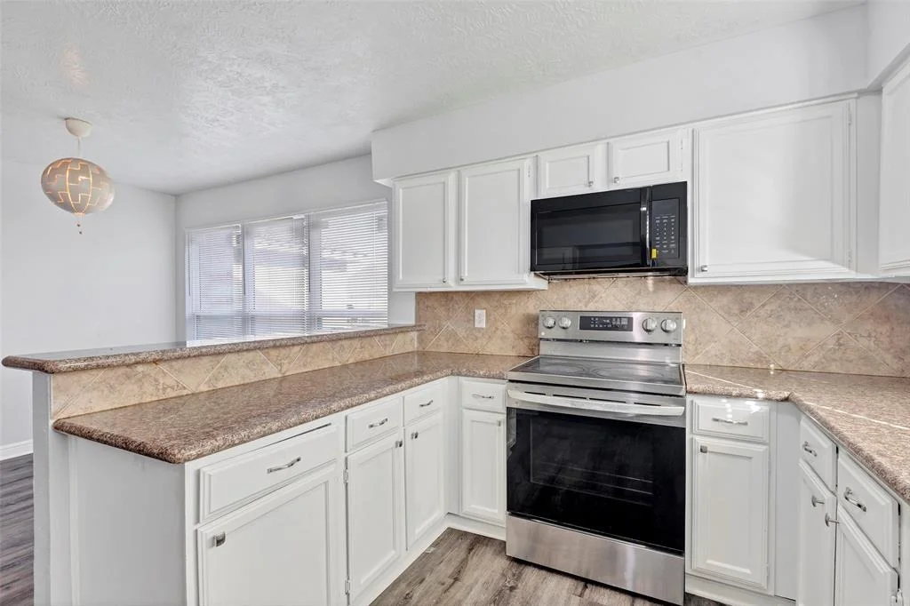 Photo of 1602 Evesham Drive