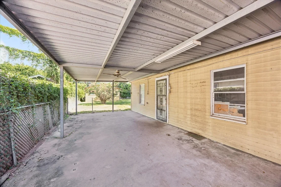 Photo of 8520 Glenview Drive