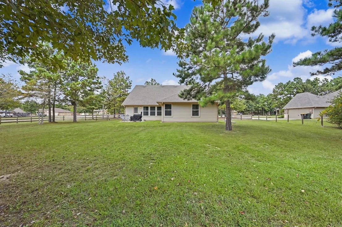 Photo of 9175 Wapiti Trail