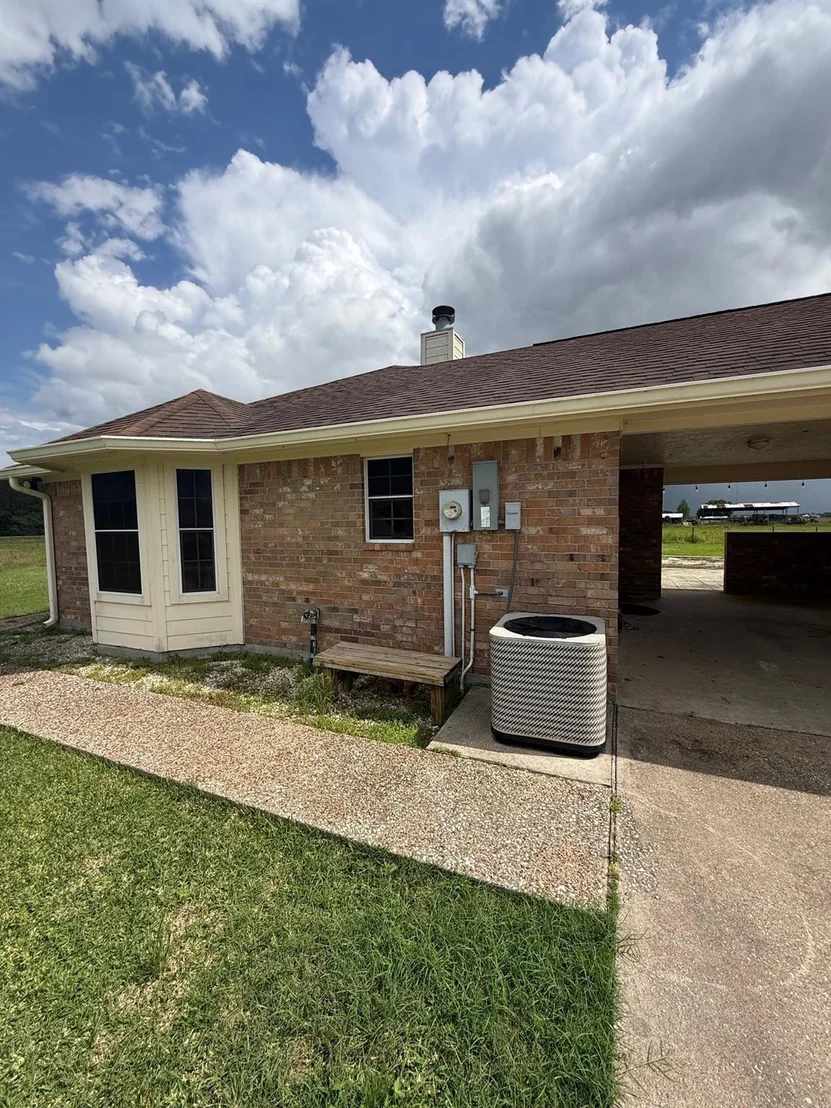 Photo of 2376 Highway 61