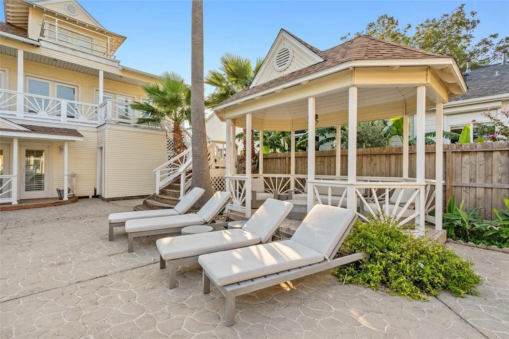 Photo of 4733 W Bayshore Drive
