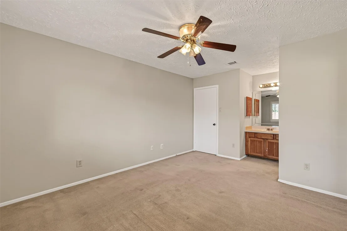 Photo of 16734 Pebbleglen Drive