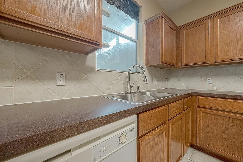 Photo of 9727 Fieldbloom Lane