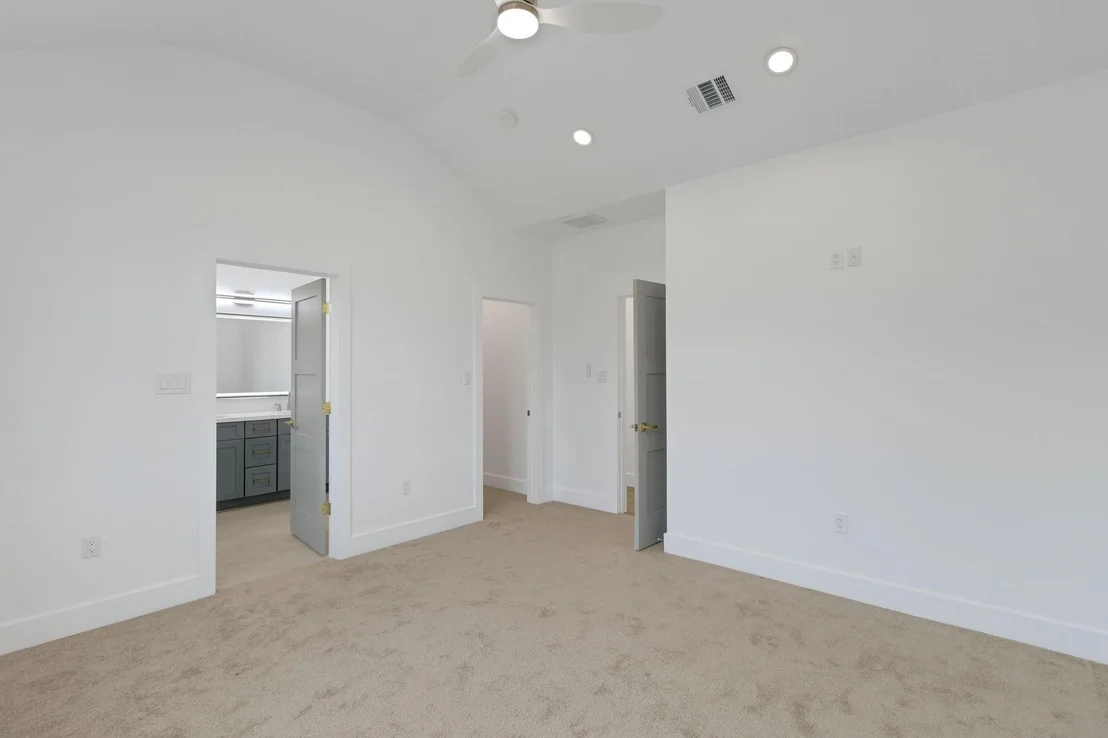 Photo of 330 S Pine Harbour Drive