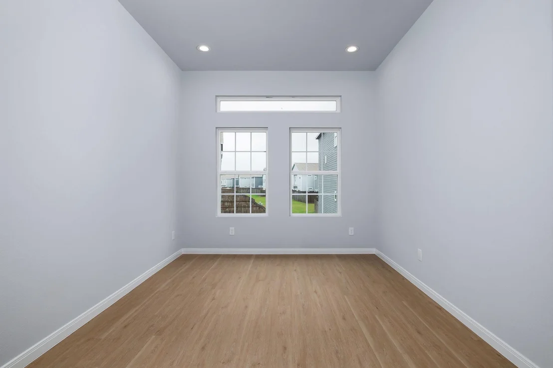 Photo of 18834 Elegance Avenue