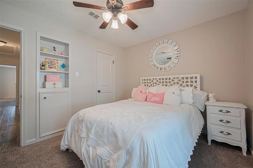 Photo of 10807 Overbrook Lane