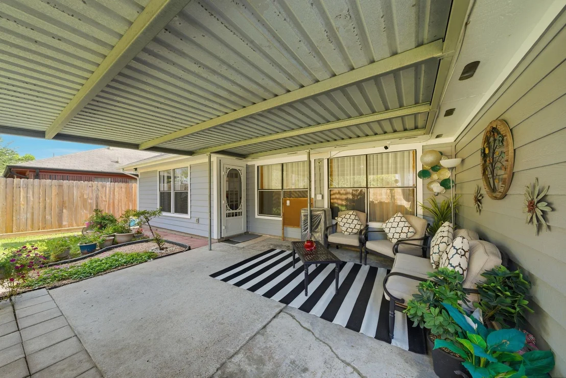 Photo of 9326 Marblemount Drive