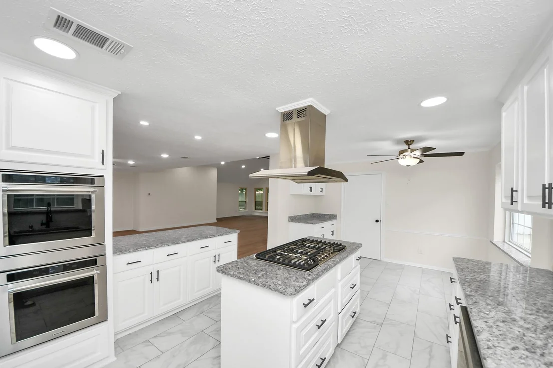 Photo of 25511 Many Oak Drive