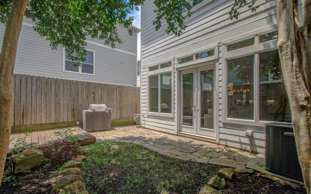 Photo of 3211 Jackson Street