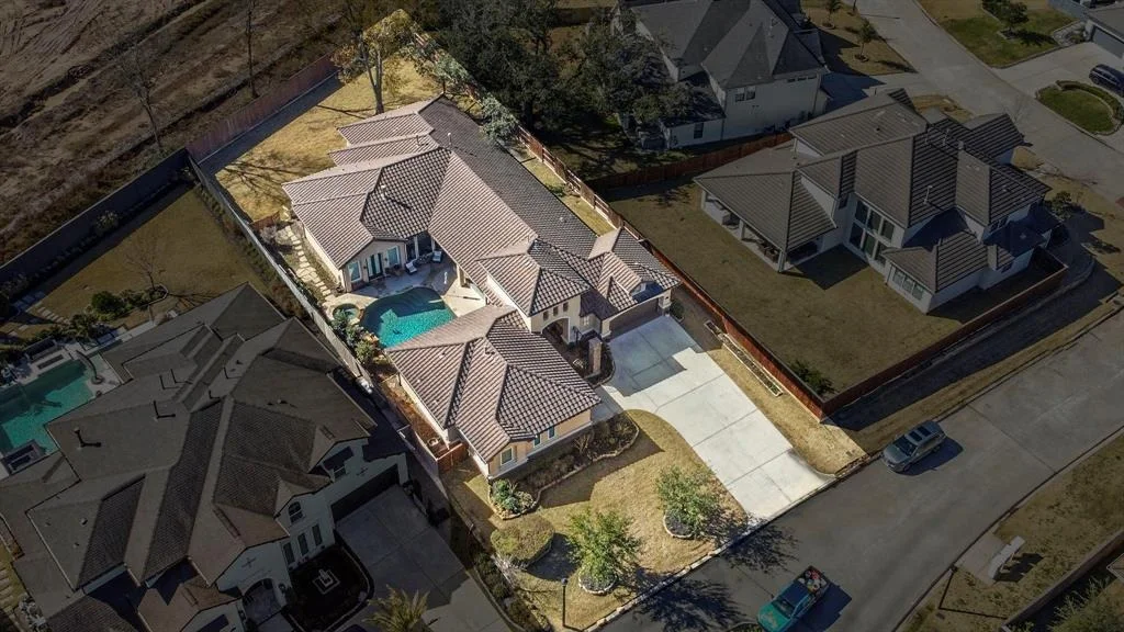 Photo of 5915 Stratton Woods Drive