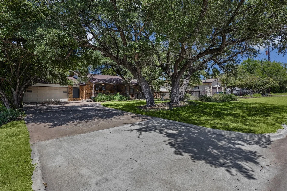 Photo of 20604 Dawn Drive