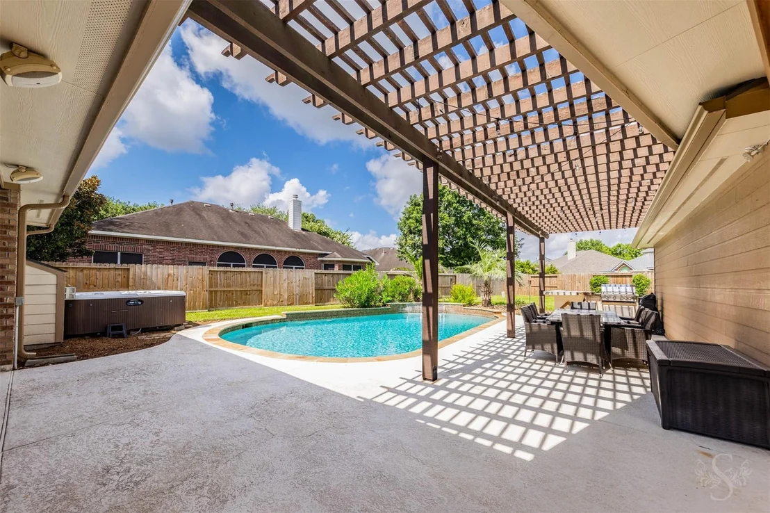 Photo of 1206 Paralee Drive
