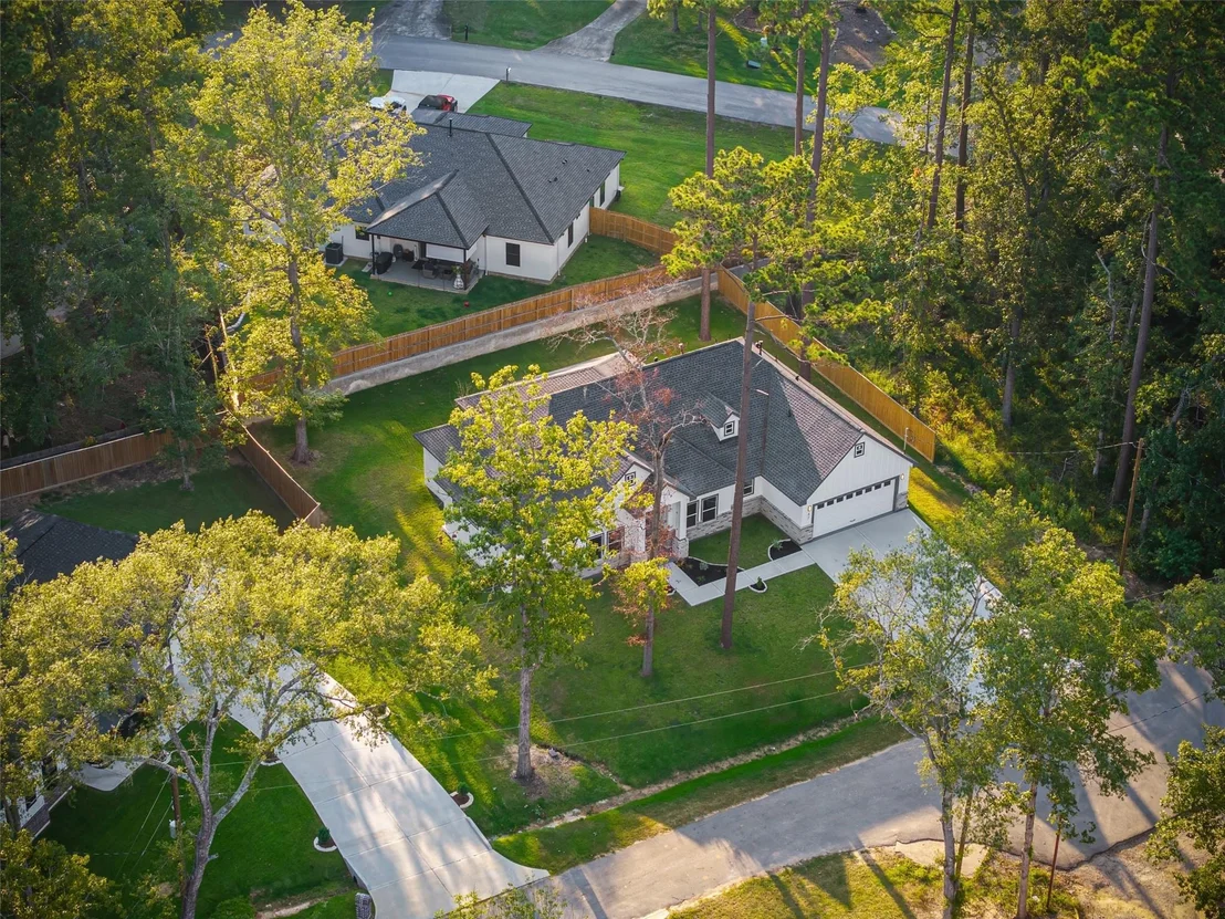 Photo of 87 Lakeway Ct Court