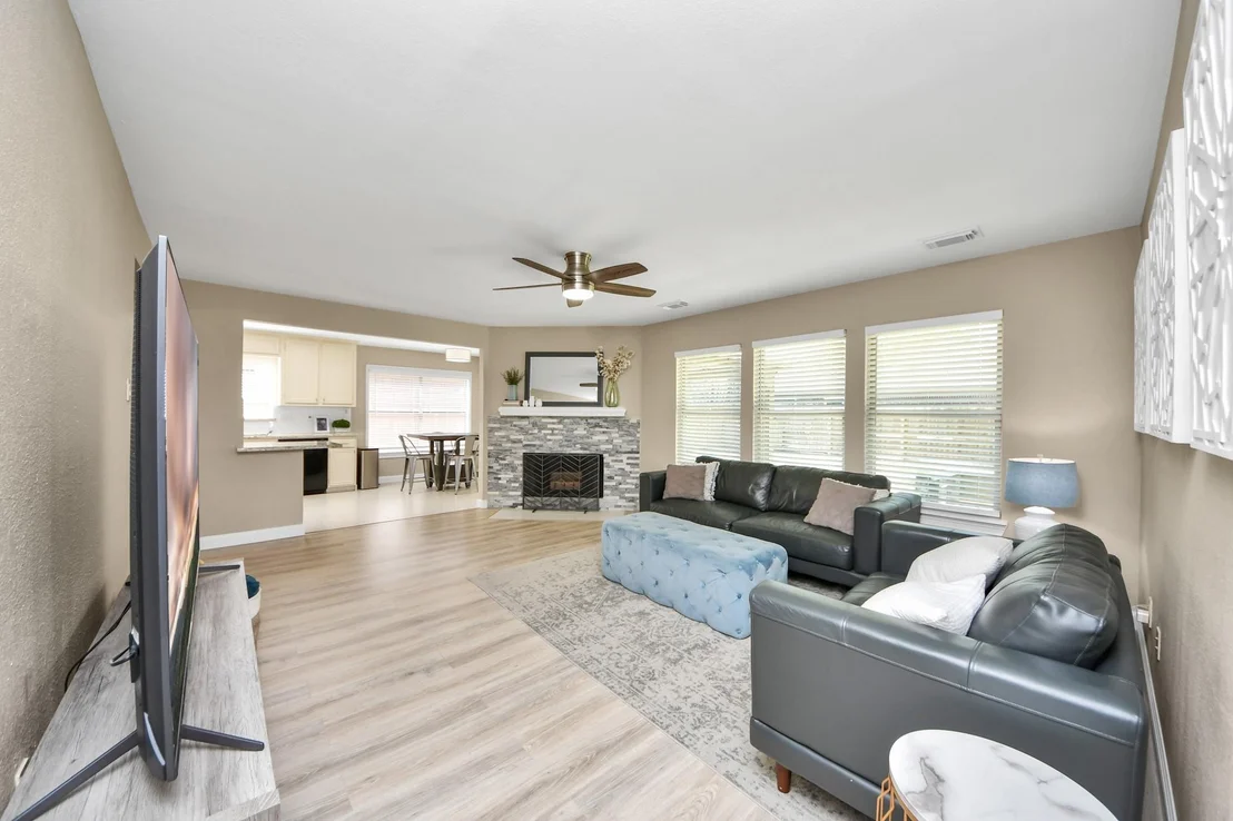 Photo of 2506 Foxden Drive