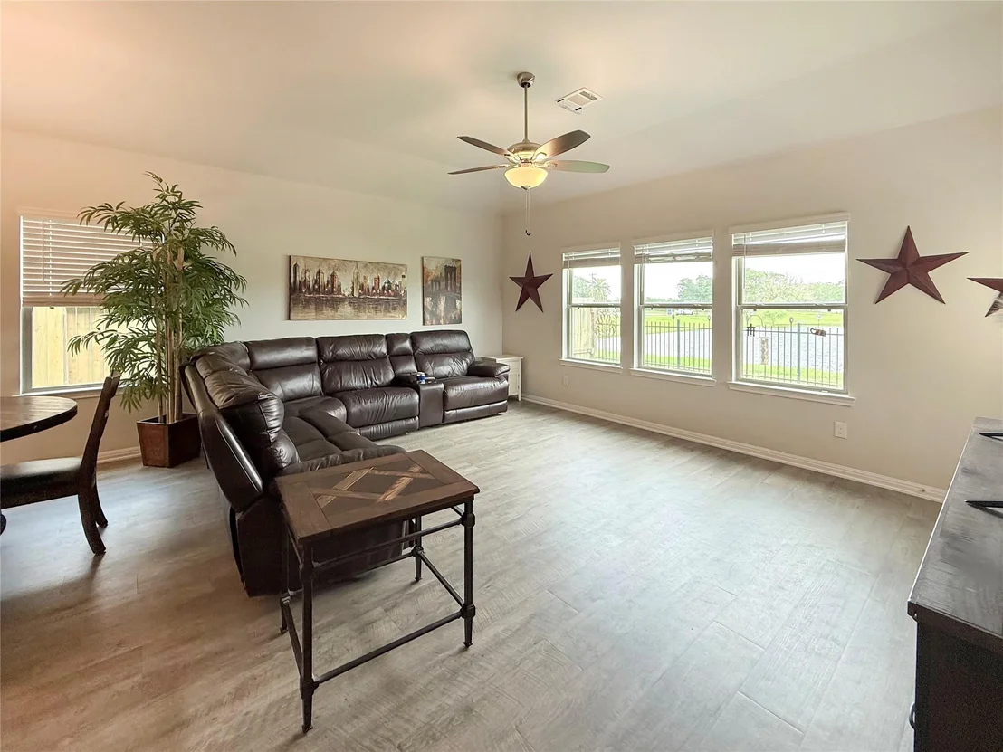 Photo of 209 Bryan Way
