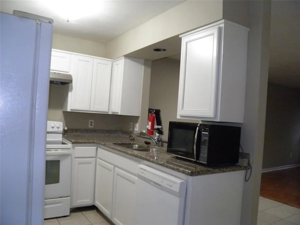 Photo of Unit D1 at 9901 Sharpcrest Street