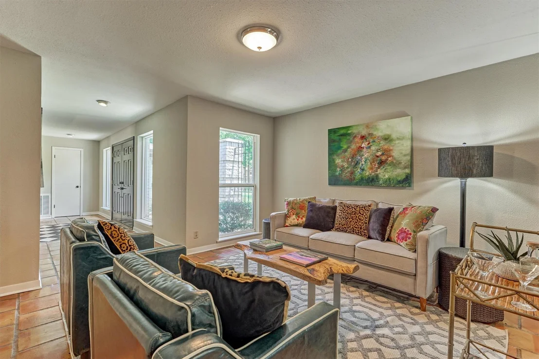 Photo of 6326 Craigway Road
