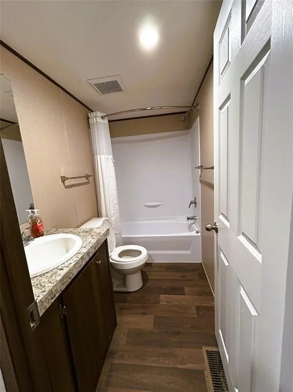 Photo of 582 Road 5605