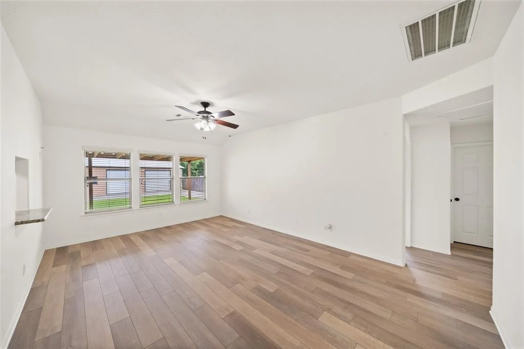 Photo of 10621 Royal Adrian
