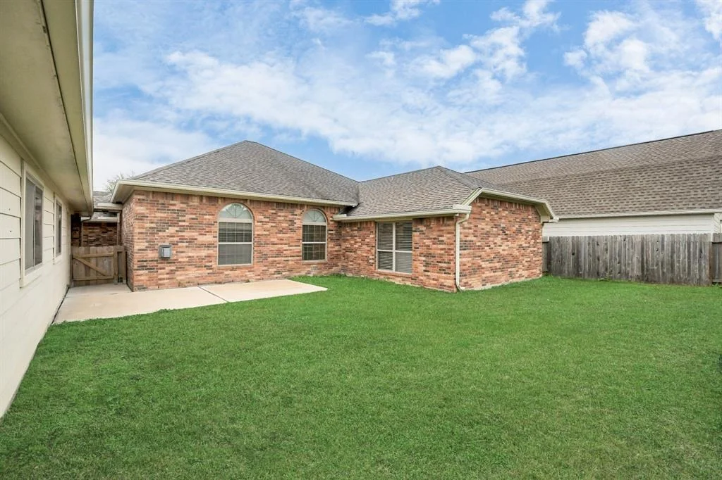 Photo of 6823 Davy Crockett Drive