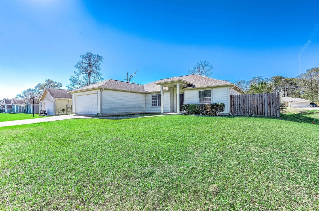 Photo of 220 Kellyn Court