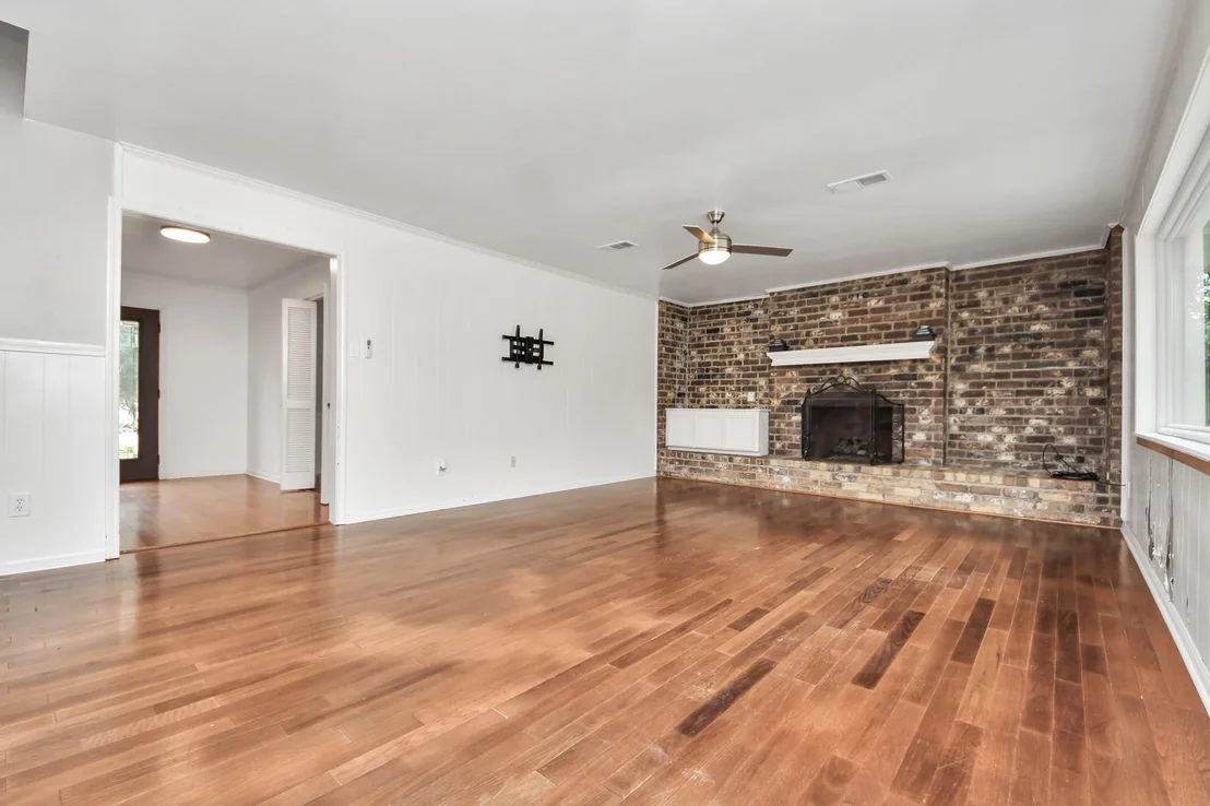 Photo of 5807 Foresthaven Drive