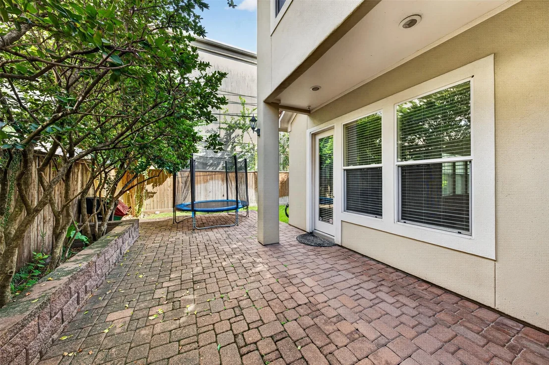 Photo of 2816 Mcculloch Circle