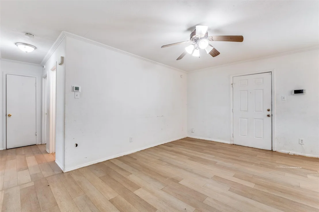 Photo of 3528 Silverhill Drive