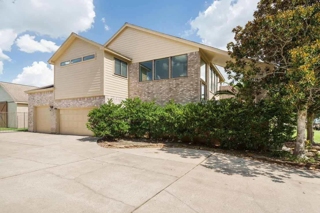 Photo of 12604 Pegasus Drive