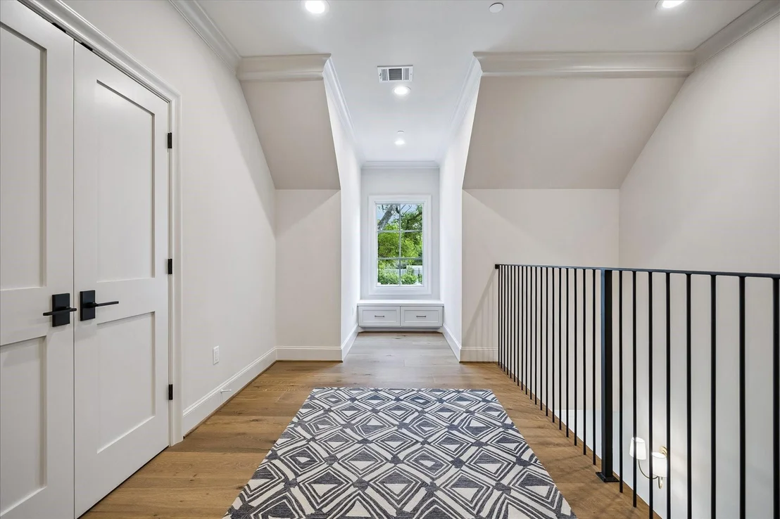 Photo of 10801 Long Shadow Lane