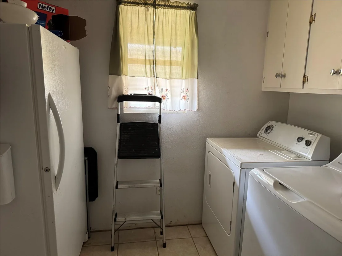 Photo of 160 Belize Drive