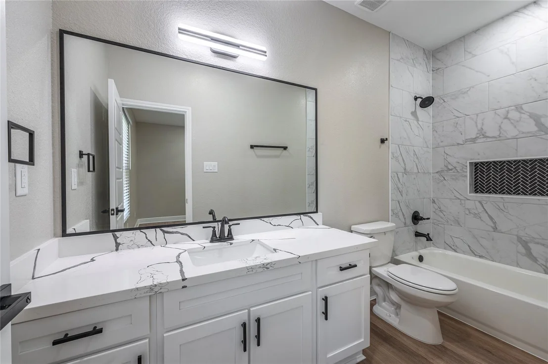Photo of 8133 Wetherby Lane