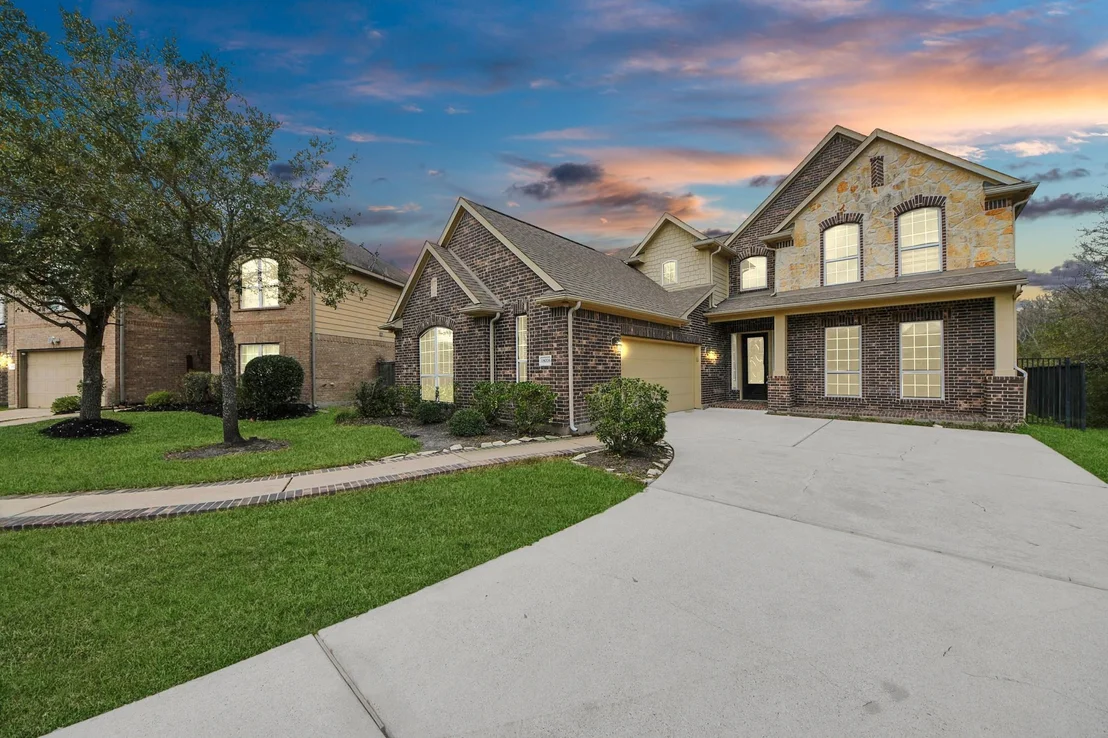 Photo of 18006 E Williams Bend Drive