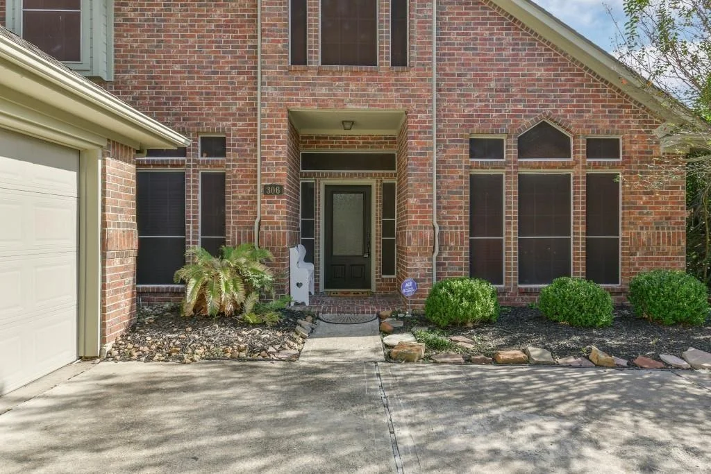Photo of 306 Vantage Pointe Circle