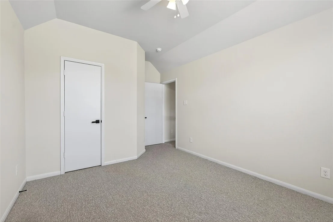 Photo of 2306 Garden Square Path