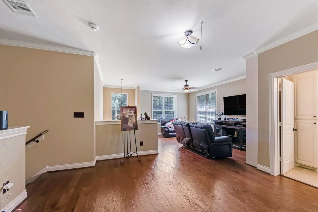 Photo of 2635 Constantine Street