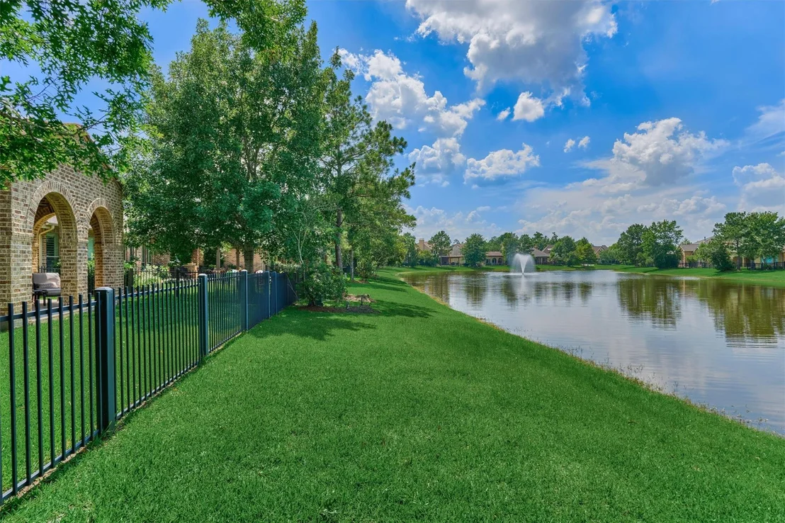Photo of 82 E Crystal Canyon Circle