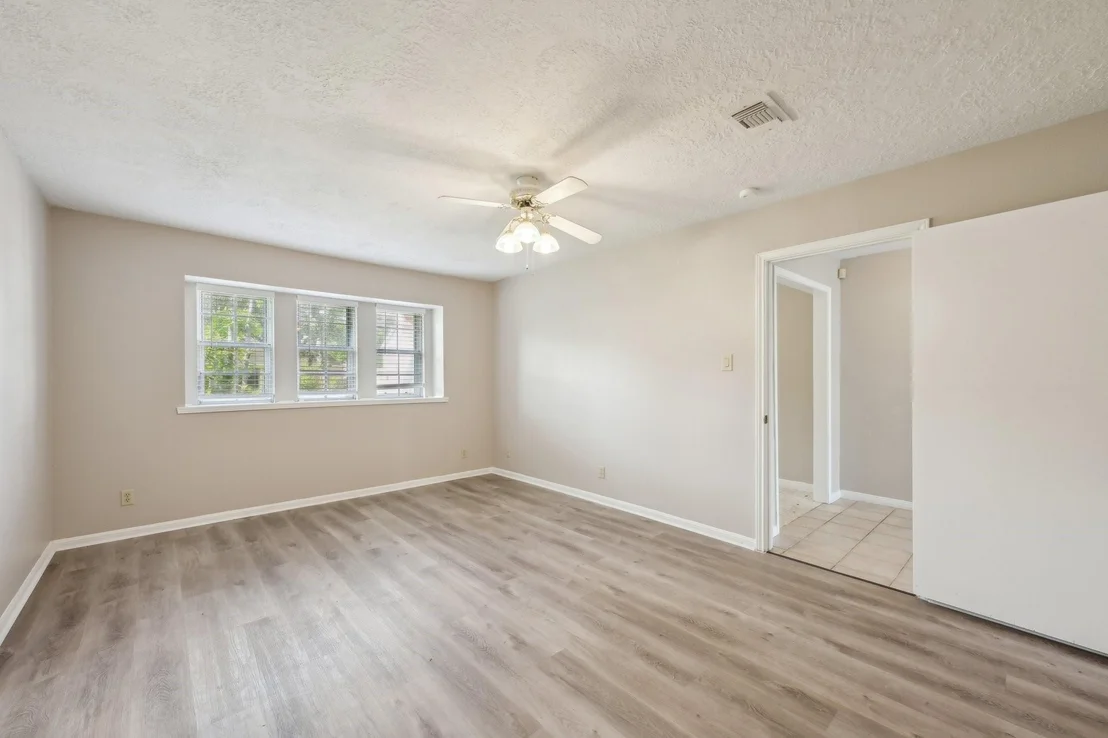 Photo of 5506 Enchanted Timbers Drive