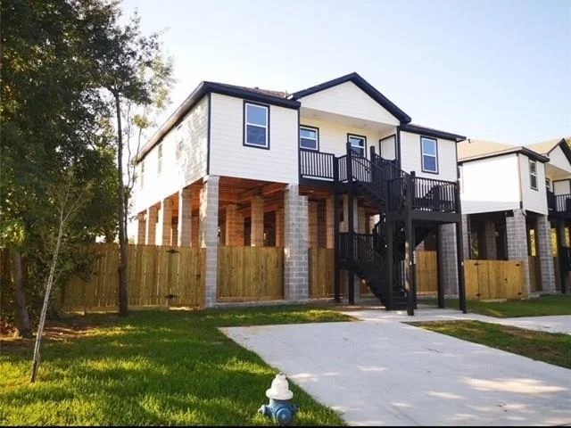 Photo of 622 Maple Way