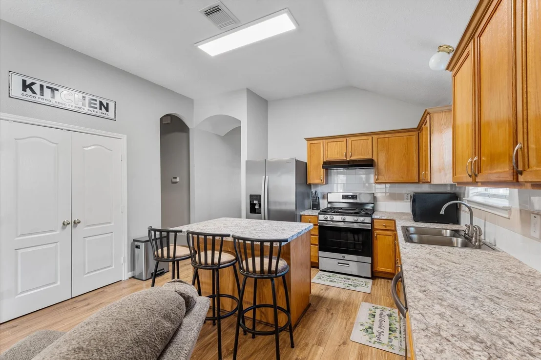 Photo of 4511 Baron Road