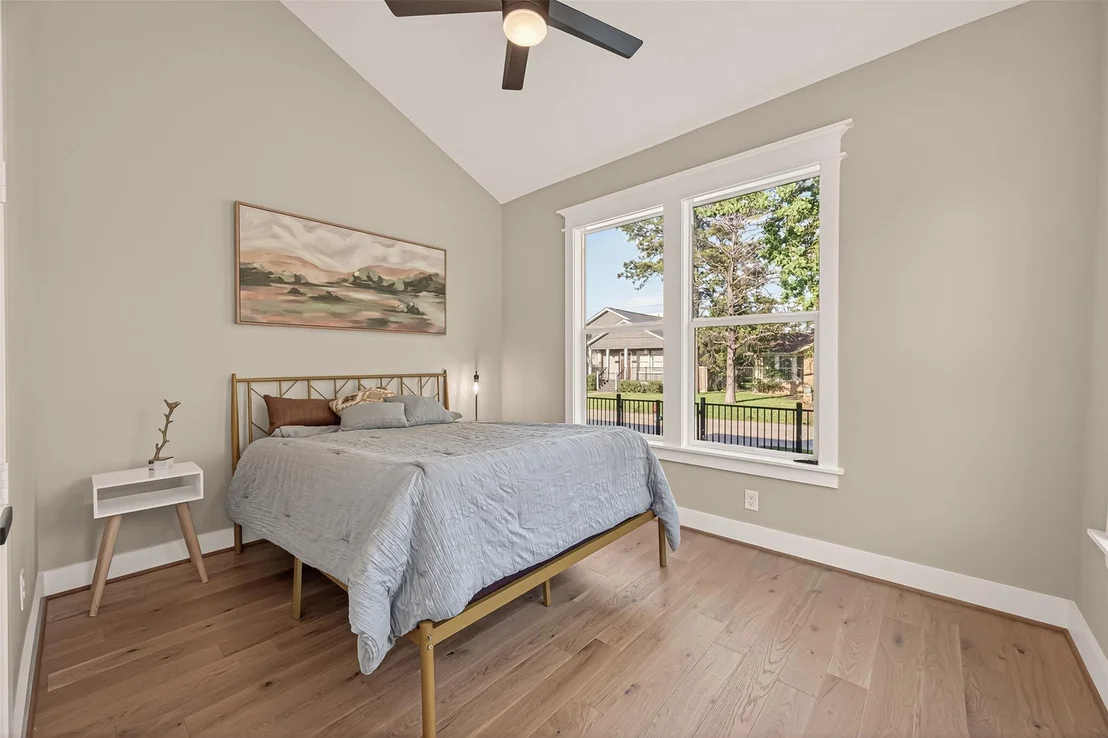 Photo of 301 Vincent Street