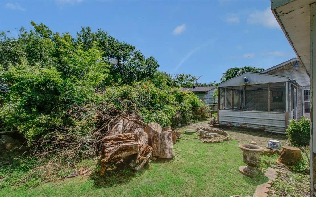 Photo of 7310 Bastogne Road