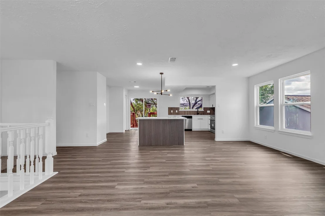 Photo of 16122 Pipers View Drive