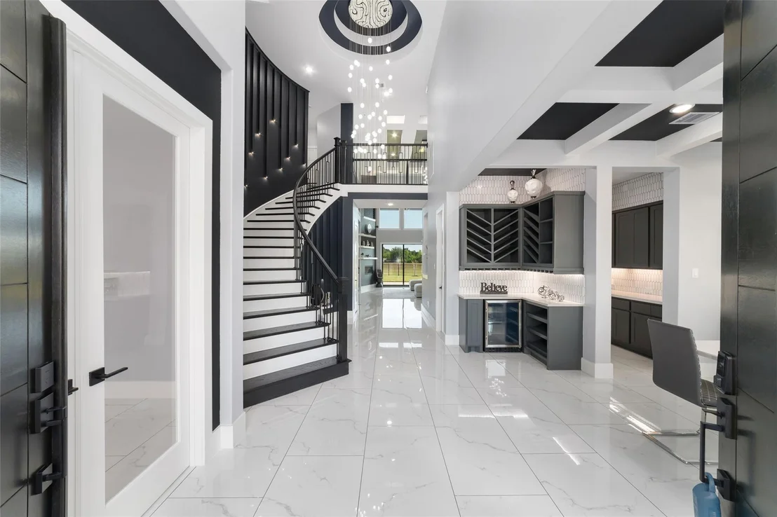 Photo of 13702 Martingale Pointe Drive