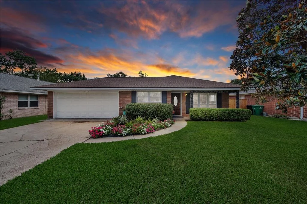 Photo of 1834 Millwood Drive