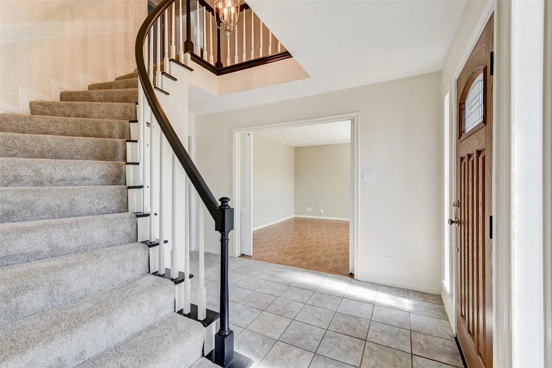 Photo of 16339 Clearcrest Drive