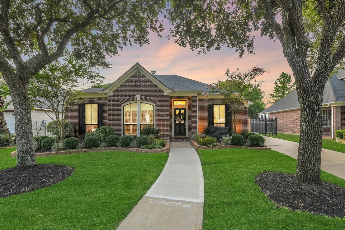 Photo of 13739 Sherburn Manor Drive