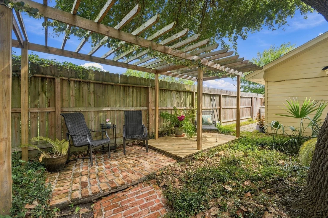 Photo of 203 Ballantrae Lane